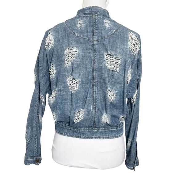 Welcome to my closet! I'm sorry but this item has sold and is not available. - Picture 5 of 13